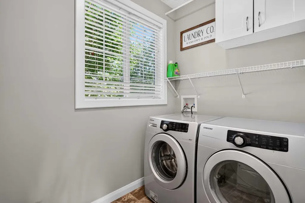 2457 Ravenswood View SE Airdrie AB T4A 0J9