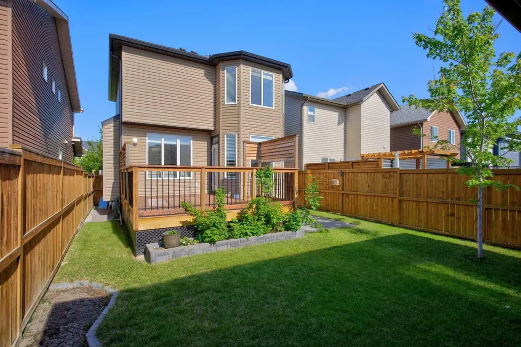 2457 Ravenswood View SE Airdrie AB T4A 0J9