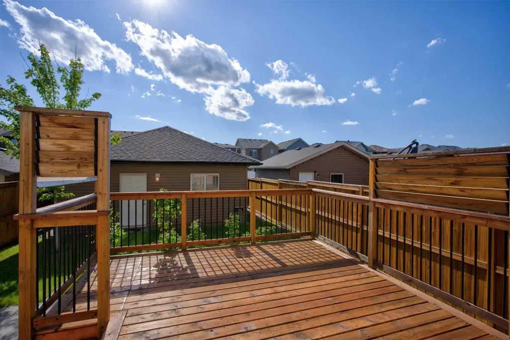 2457 Ravenswood View SE Airdrie AB T4A 0J9