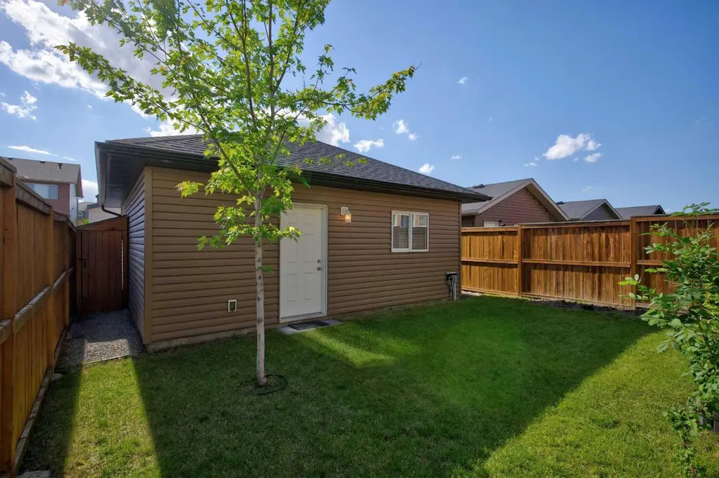 2457 Ravenswood View SE Airdrie AB T4A 0J9