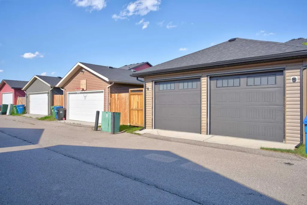 2457 Ravenswood View SE Airdrie AB T4A 0J9