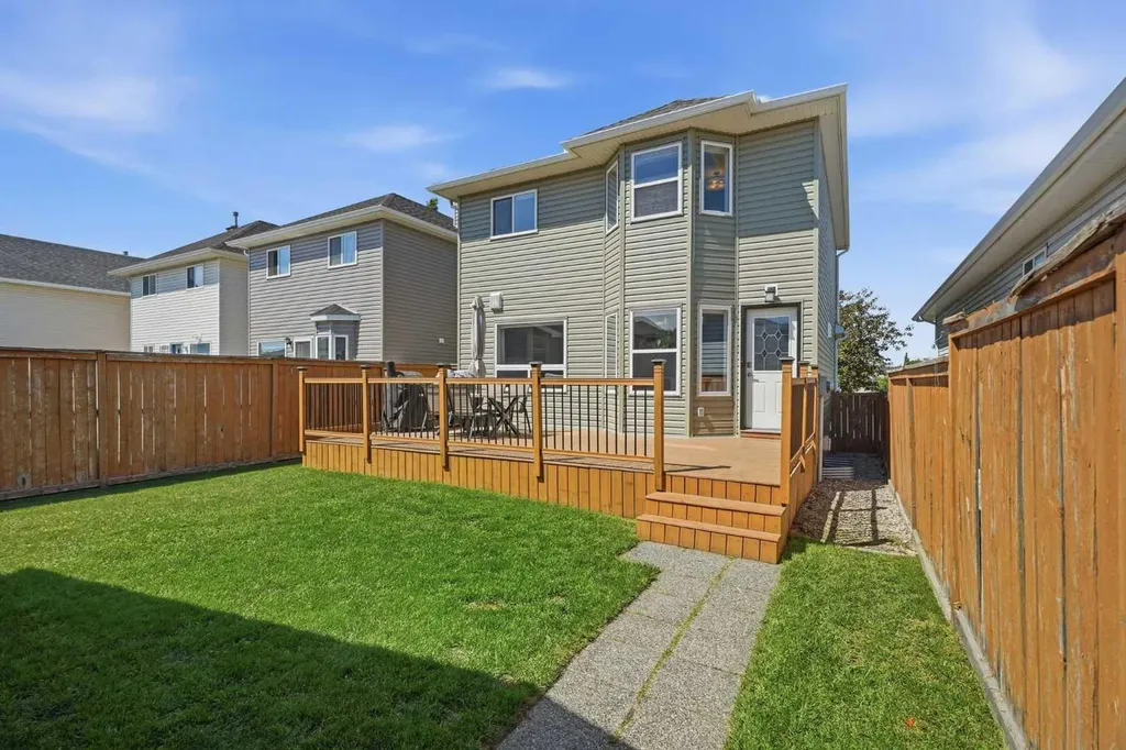 316 Harvest Rose Circle NE Calgary AB T3K 4P5