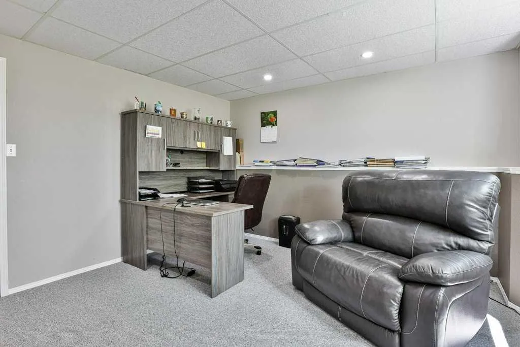 1110 25 Avenue Coaldale AB T1M 1N4