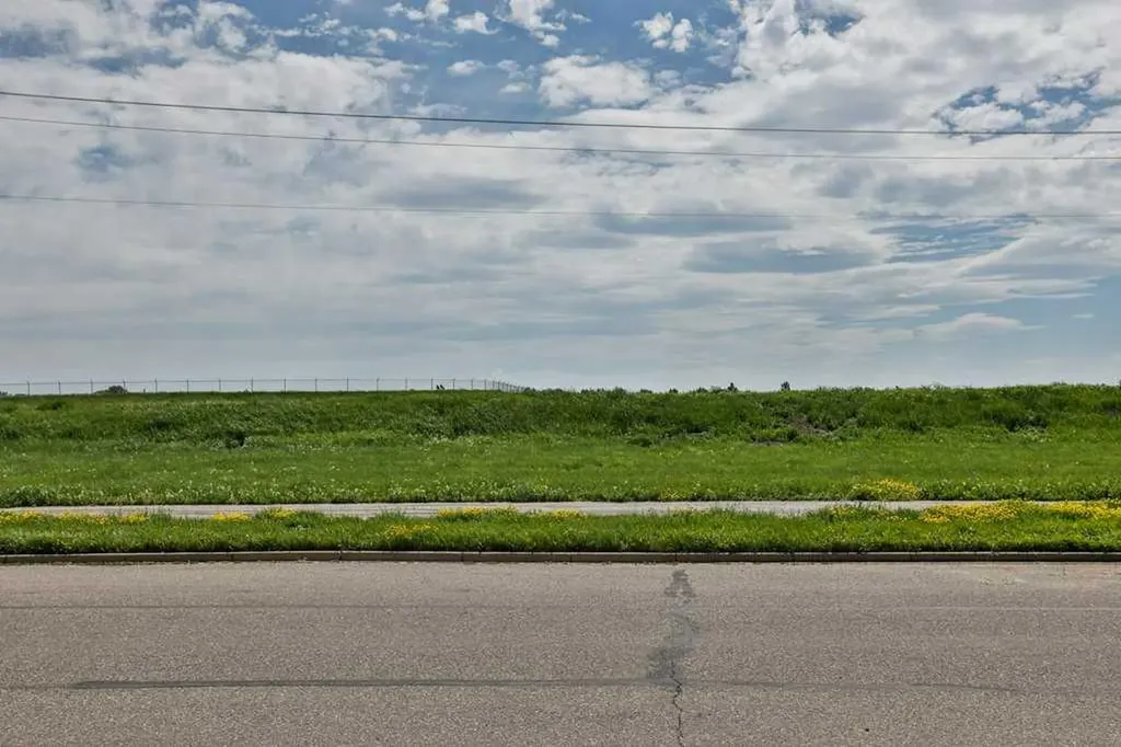 1110 25 Avenue Coaldale AB T1M 1N4