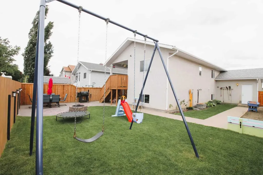 1110 25 Avenue Coaldale AB T1M 1N4