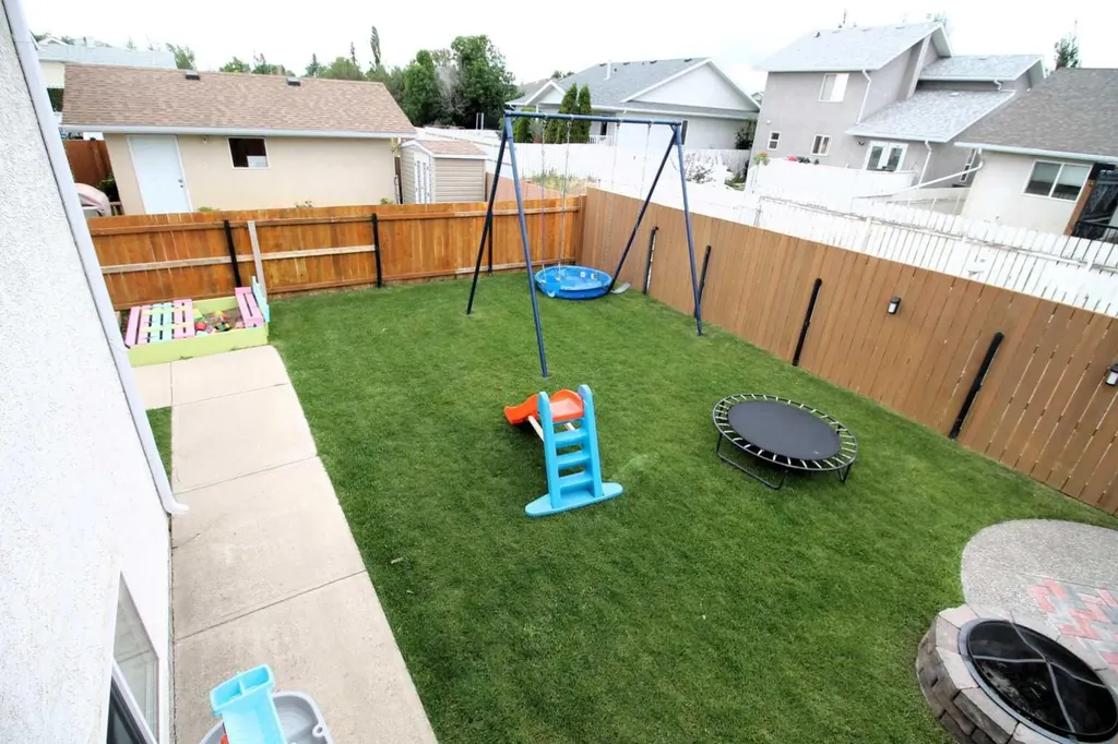 1110 25 Avenue Coaldale AB T1M 1N4