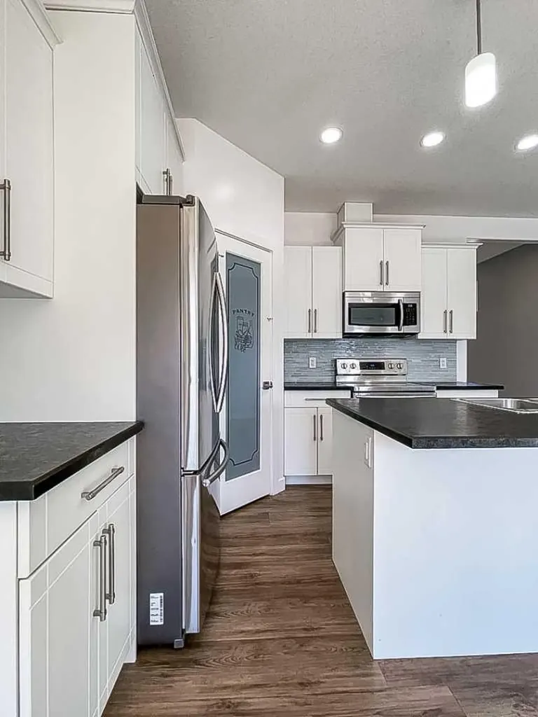 210 Athabasca Avenue Fort Mcmurray AB T9J 1G4