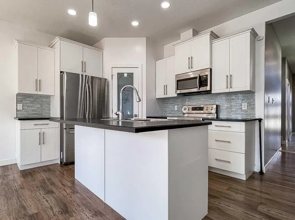 210 Athabasca Avenue Fort Mcmurray AB T9J 1G4