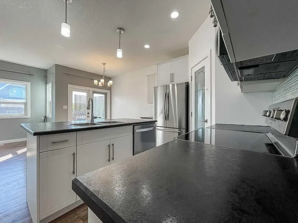 210 Athabasca Avenue Fort Mcmurray AB T9J 1G4