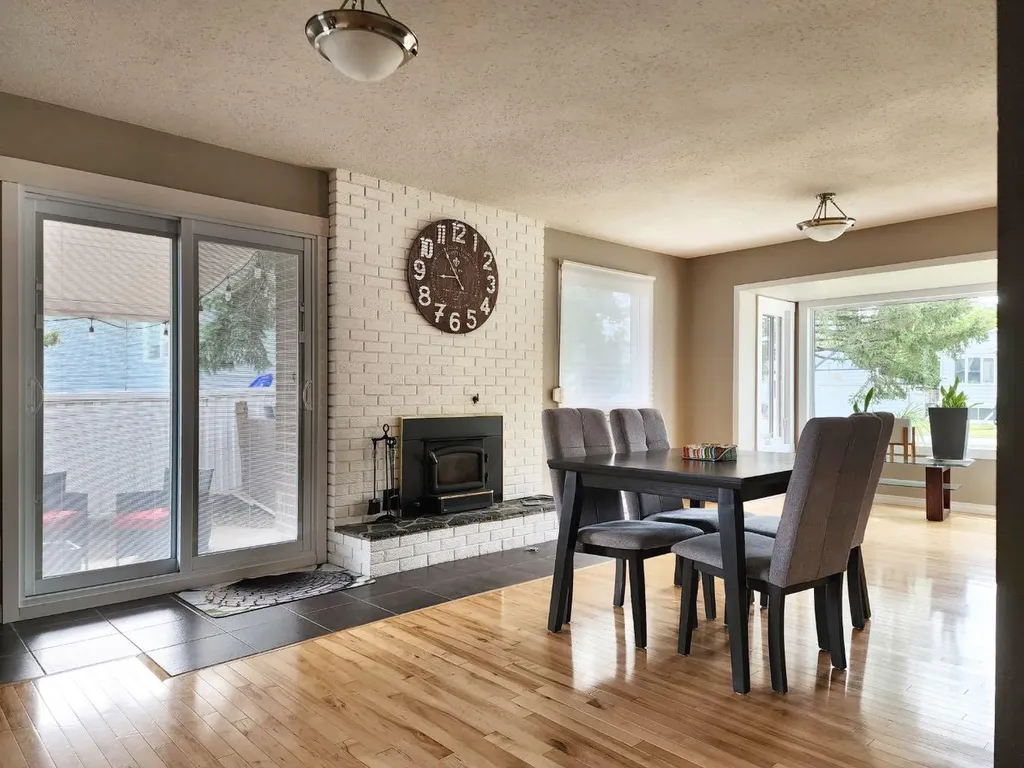 318 53rd Avenue E Claresholm AB T0L 0T0