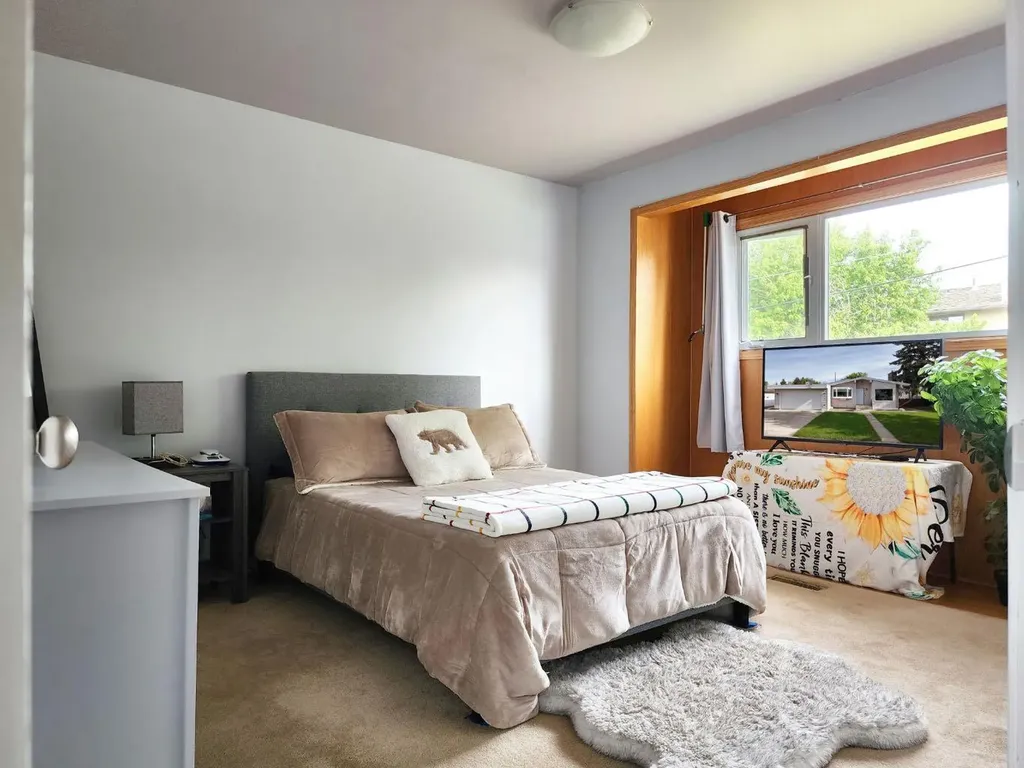 318 53rd Avenue E Claresholm AB T0L 0T0