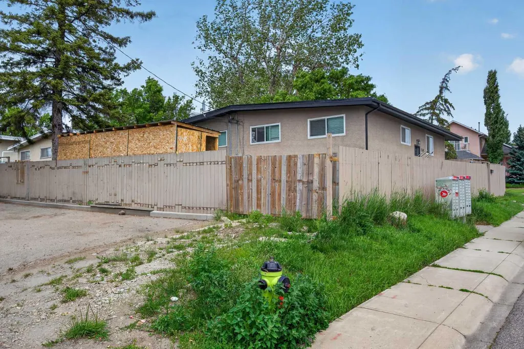 1001 Mckinnon Drive NE Calgary AB T2E 6A7