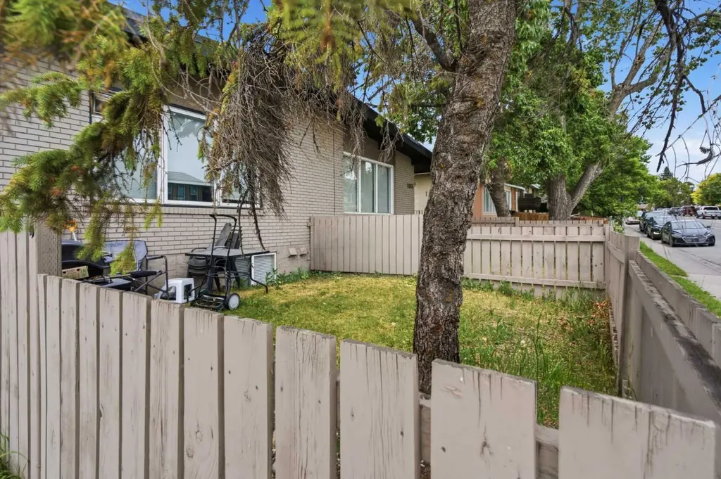 1001 Mckinnon Drive NE Calgary AB T2E 6A7