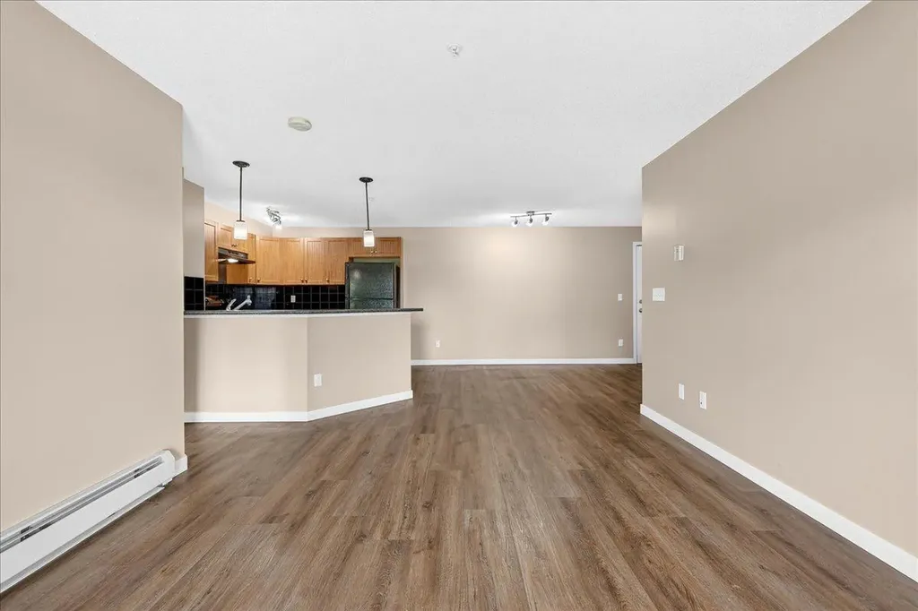 60 Panatella Street NW Calgary AB T3K 0M1