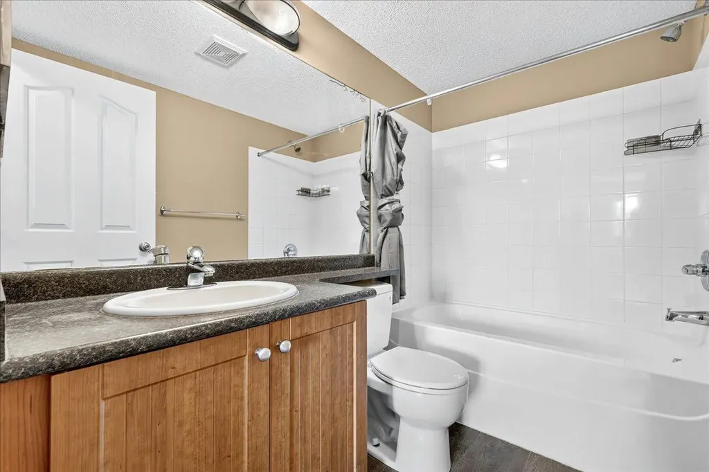 60 Panatella Street NW Calgary AB T3K 0M1