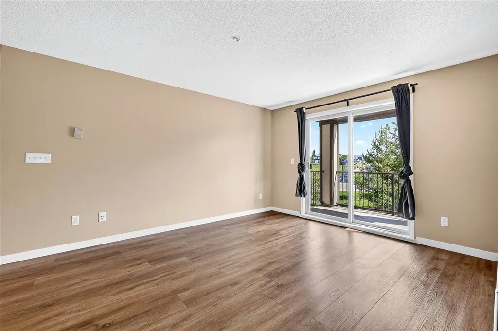 60 Panatella Street NW Calgary AB T3K 0M1