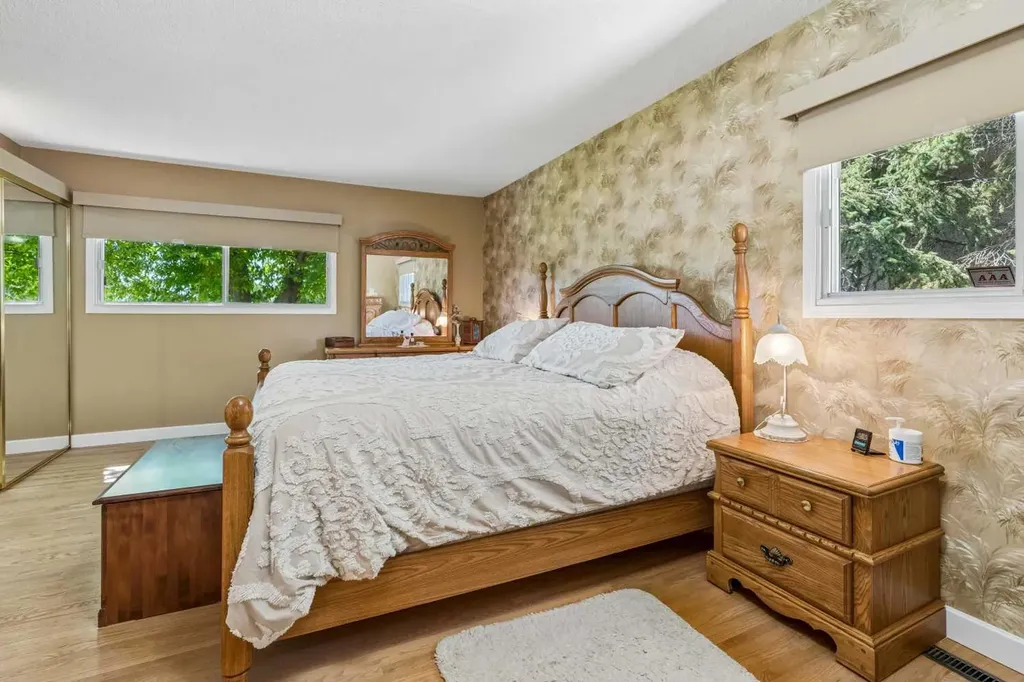 9403 Abbott Place SE Calgary AB t2j0z7