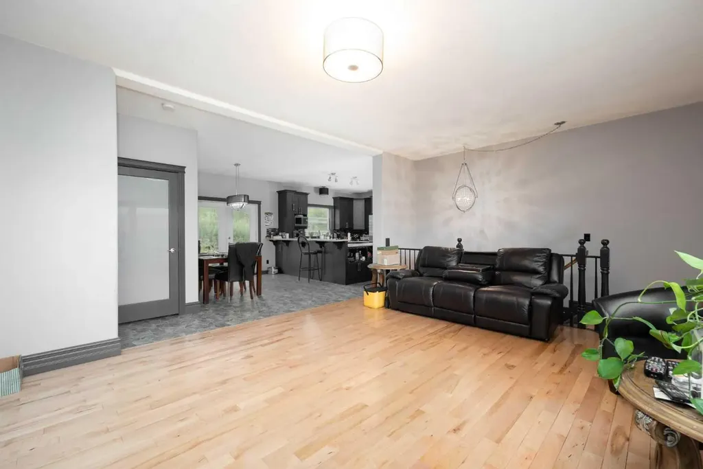 5627 Draper Road Fort Mcmurray AB T9H0K7