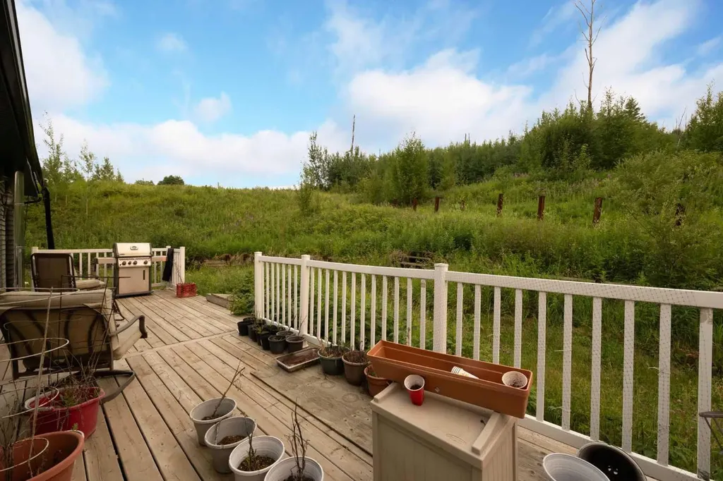 5627 Draper Road Fort Mcmurray AB T9H0K7