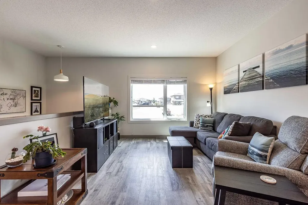 111 Somerside Road SE Medicine Hat AB T1B 0N4