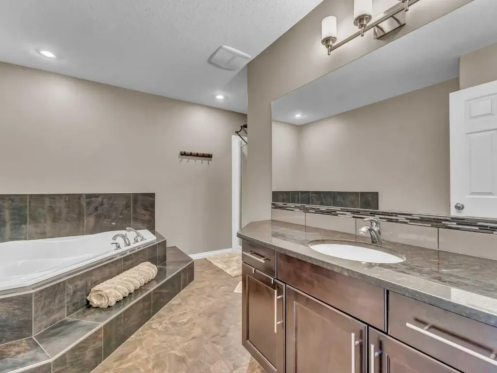 409 Ranchview Road NE Medicine Hat AB T1C 0G7