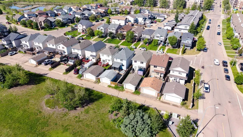 209 Grouse Way Fort Mcmurray AB T9K 0L9