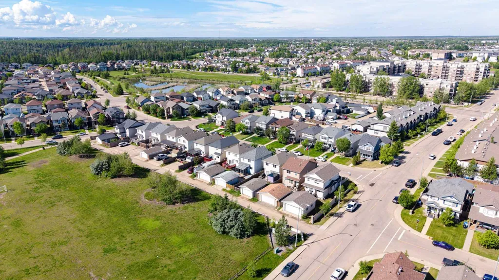 209 Grouse Way Fort Mcmurray AB T9K 0L9