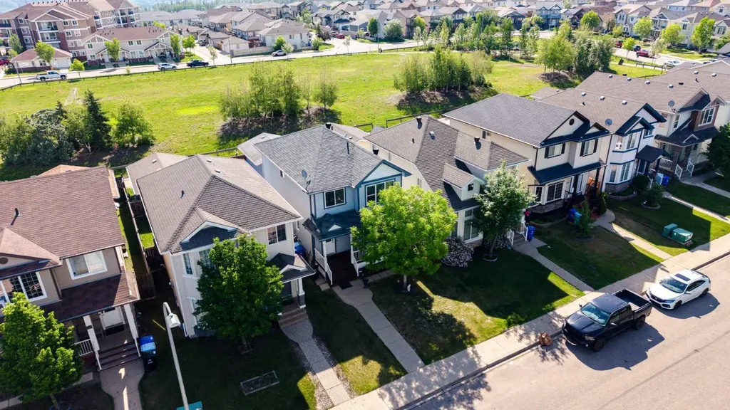 209 Grouse Way Fort Mcmurray AB T9K 0L9