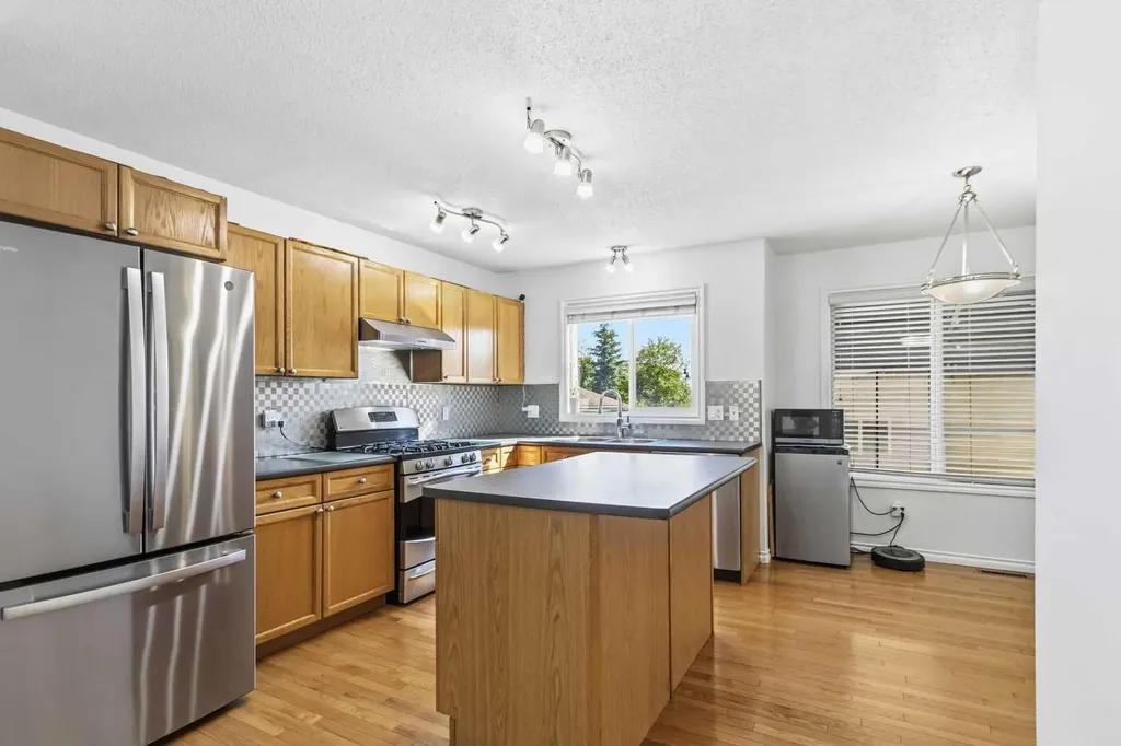 209 Grouse Way Fort Mcmurray AB T9K 0L9
