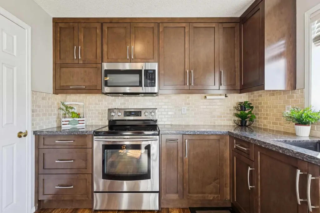 114 Bridlewood Close Calgary AB T2Y 3N4