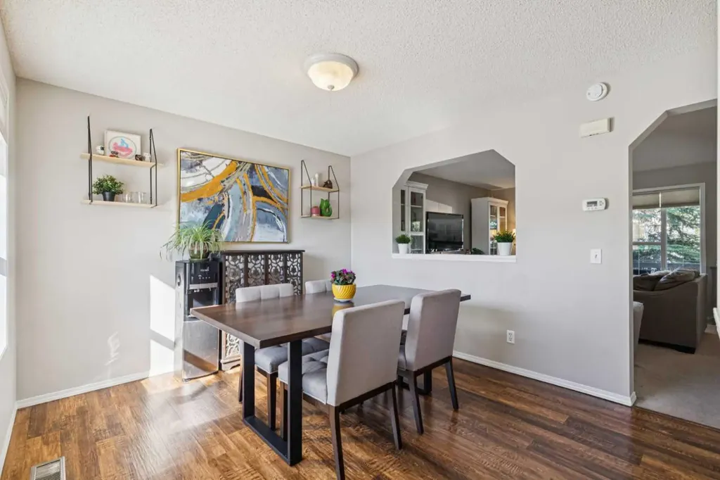 114 Bridlewood Close Calgary AB T2Y 3N4