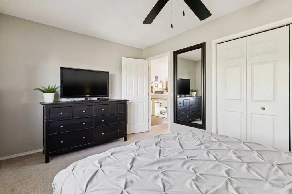 114 Bridlewood Close Calgary AB T2Y 3N4
