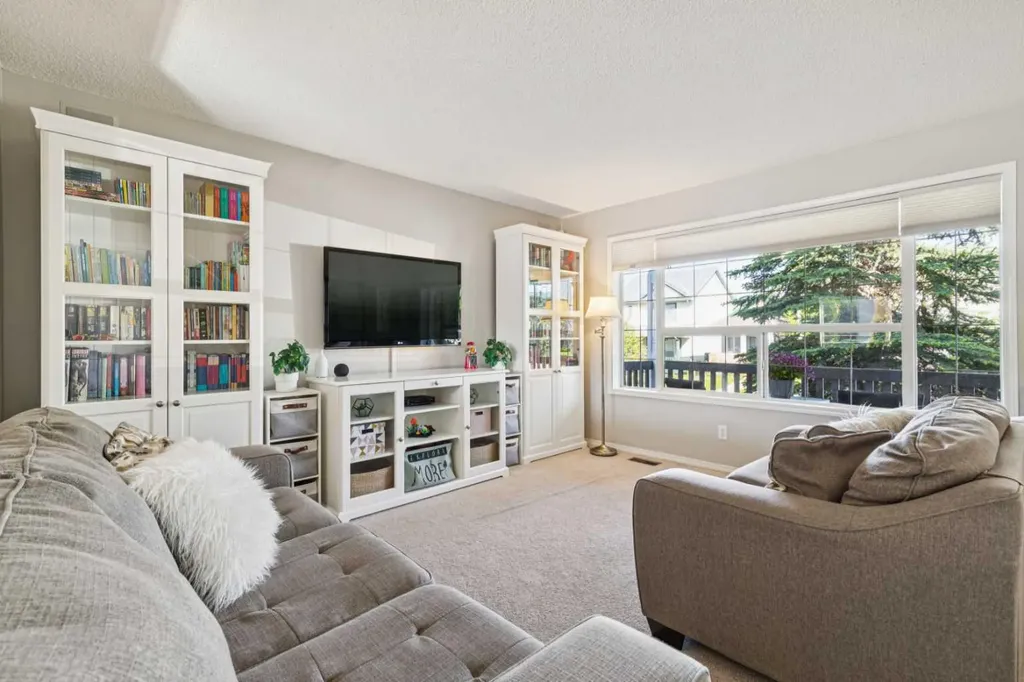 114 Bridlewood Close Calgary AB T2Y 3N4