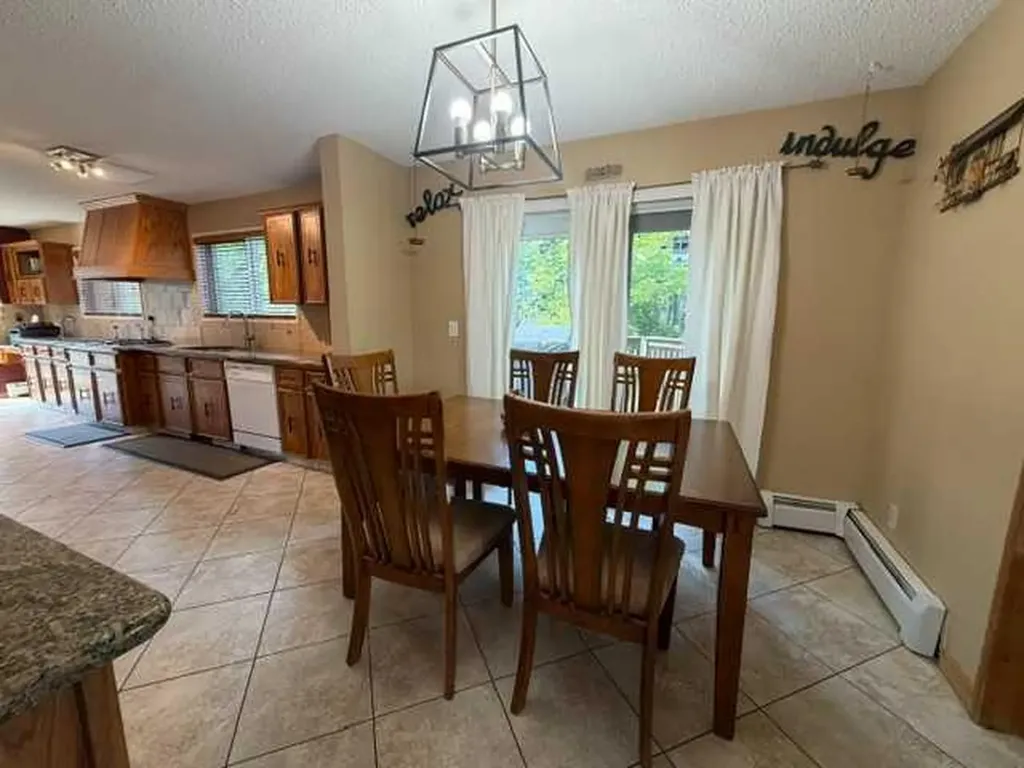 920 6 Street SE Slave Lake AB T0G 2A3