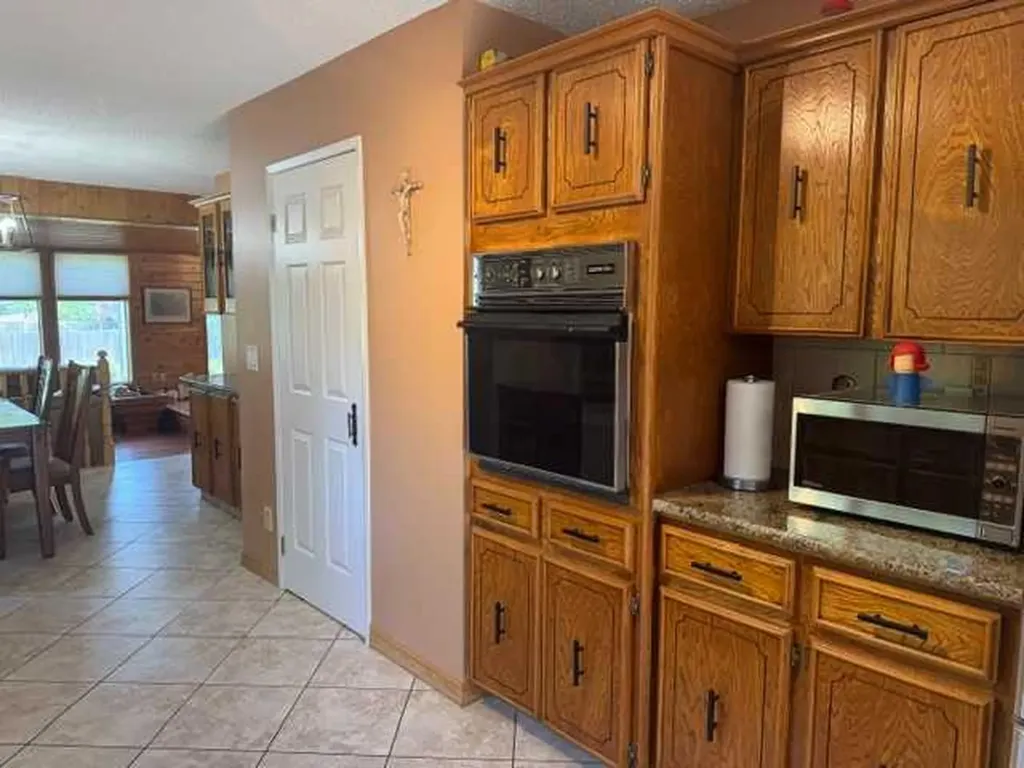 920 6 Street SE Slave Lake AB T0G 2A3