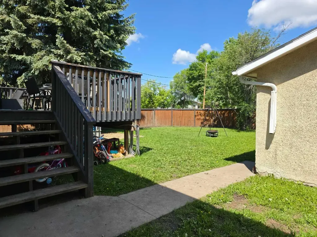 6014 44 Avenue Camrose AB T4V 0B2