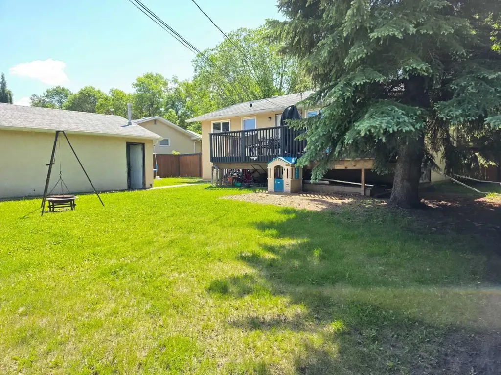 6014 44 Avenue Camrose AB T4V 0B2