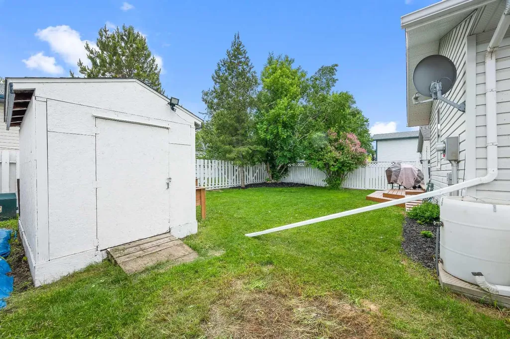 3121 45 Avenue Lloydminster SK S9V 2A7