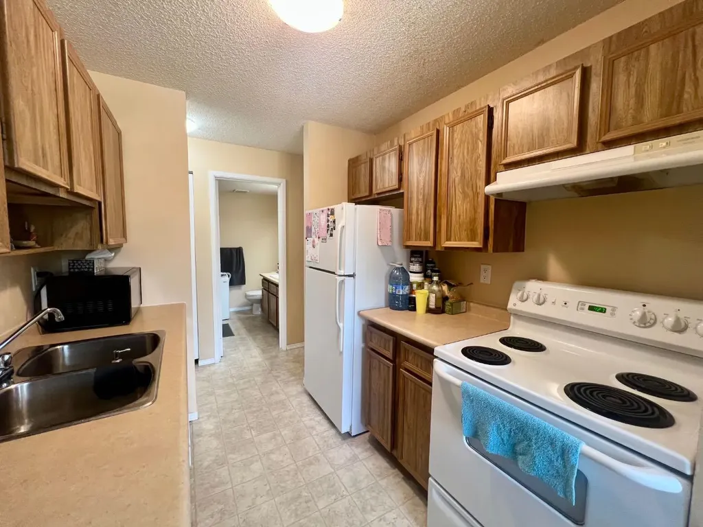 35 Bennett Street Red Deer AB T4R1V3