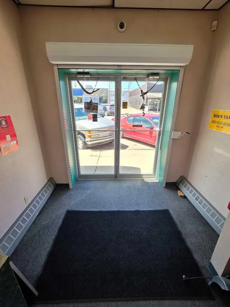 5302 49 Avenue Taber AB T1G 1T8