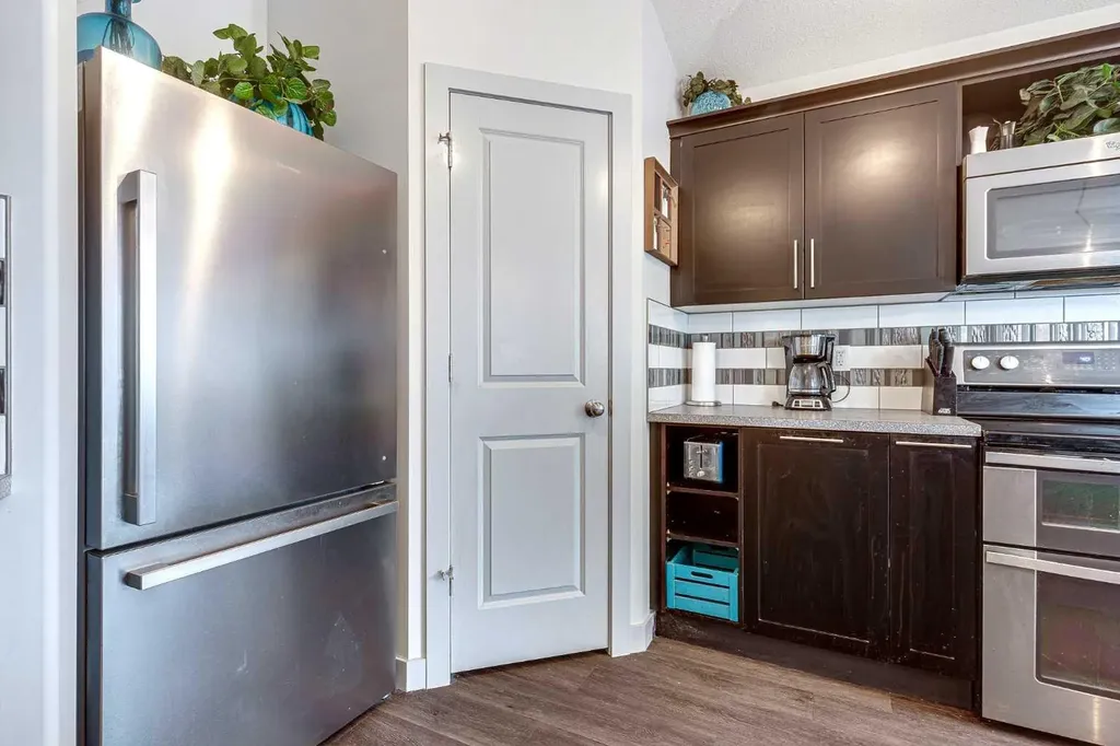 25 Caribou Crescent Red Deer AB T4P 0T5