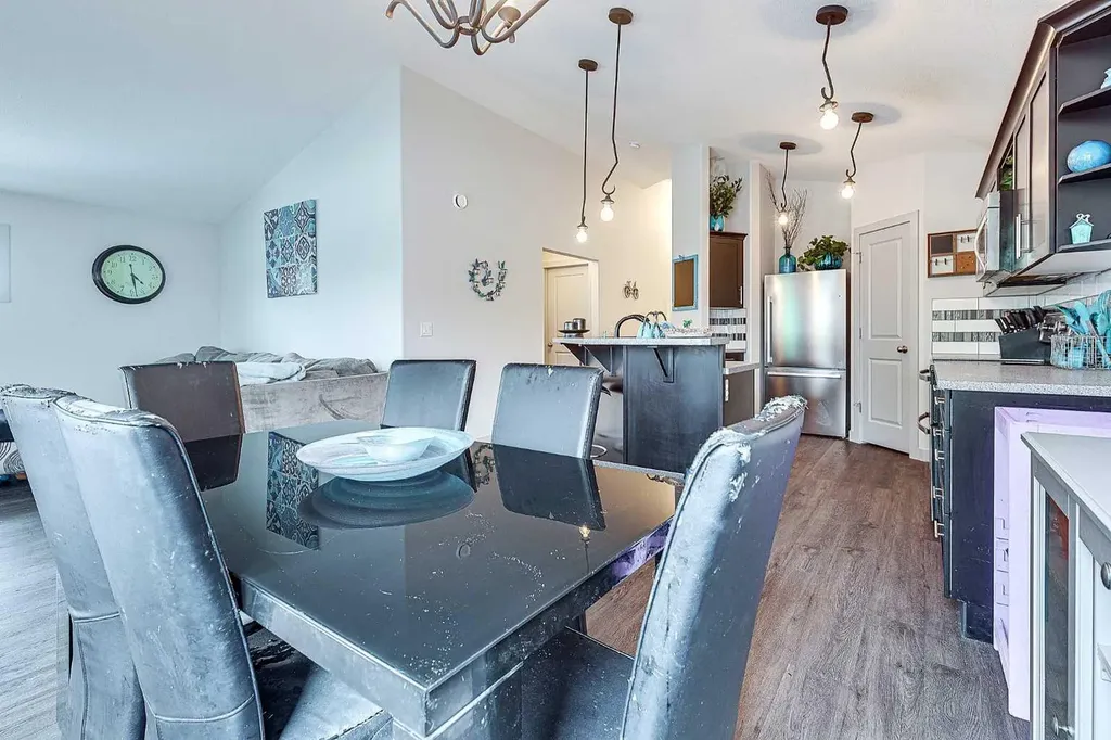 25 Caribou Crescent Red Deer AB T4P 0T5