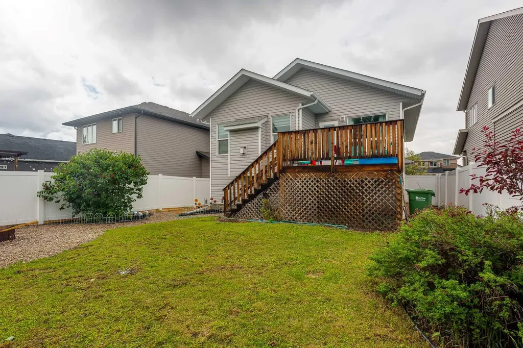 25 Caribou Crescent Red Deer AB T4P 0T5