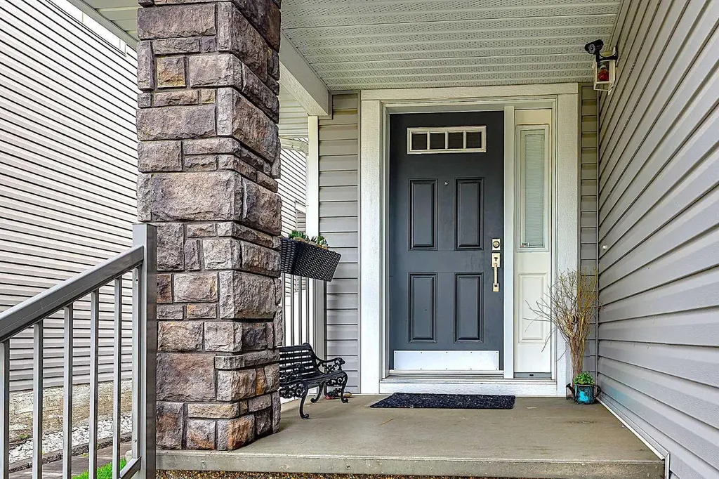 25 Caribou Crescent Red Deer AB T4P 0T5