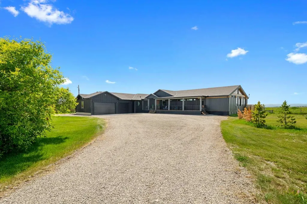 530155 88 Street E Rural Foothills County AB T1S 3Y2