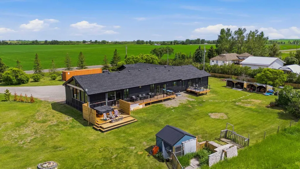 530155 88 Street E Rural Foothills County AB T1S 3Y2