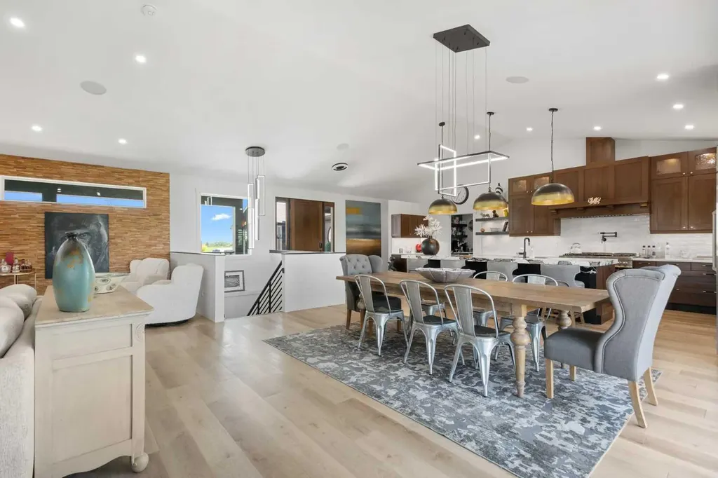 530155 88 Street E Rural Foothills County AB T1S 3Y2