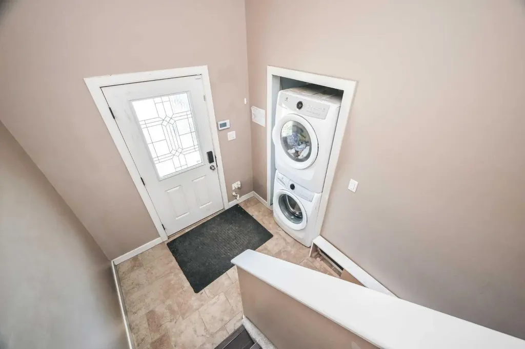 7018 90 Street Grande Prairie AB T8X 0C1