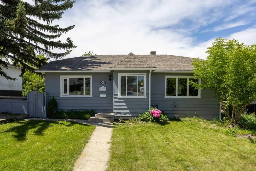 2507 15a Street SW Calgary AB T2T 4B8