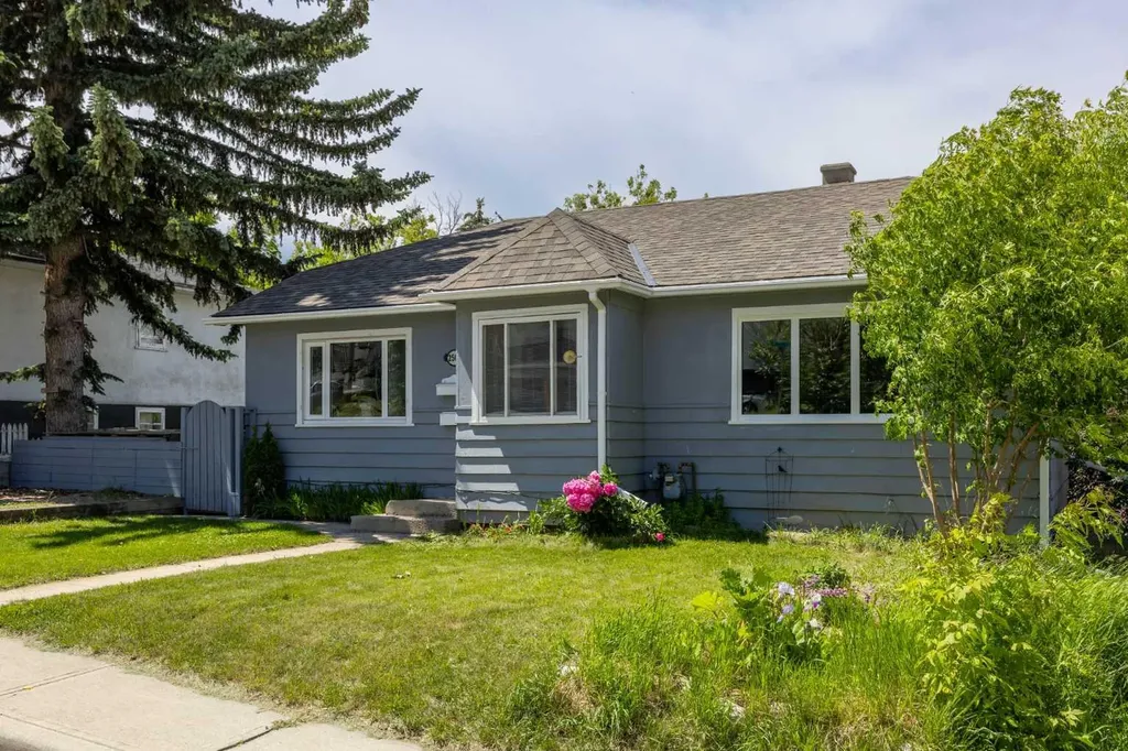 2507 15a Street SW Calgary AB T2T 4B8